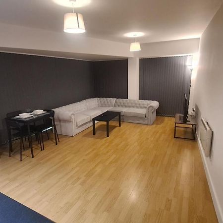 Homestay By Bic Melbourne 14 - Leeds Морли Экстерьер фото